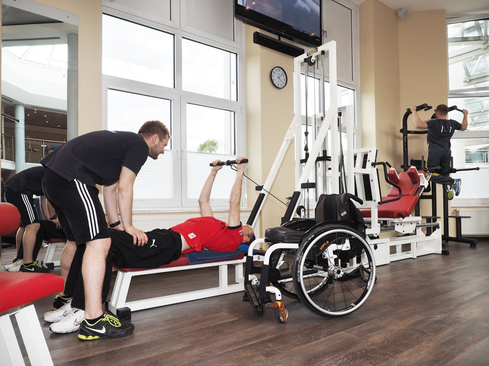 Rehasport im Sport- & Gesundheitsstudio der OstseeTherme Usedom